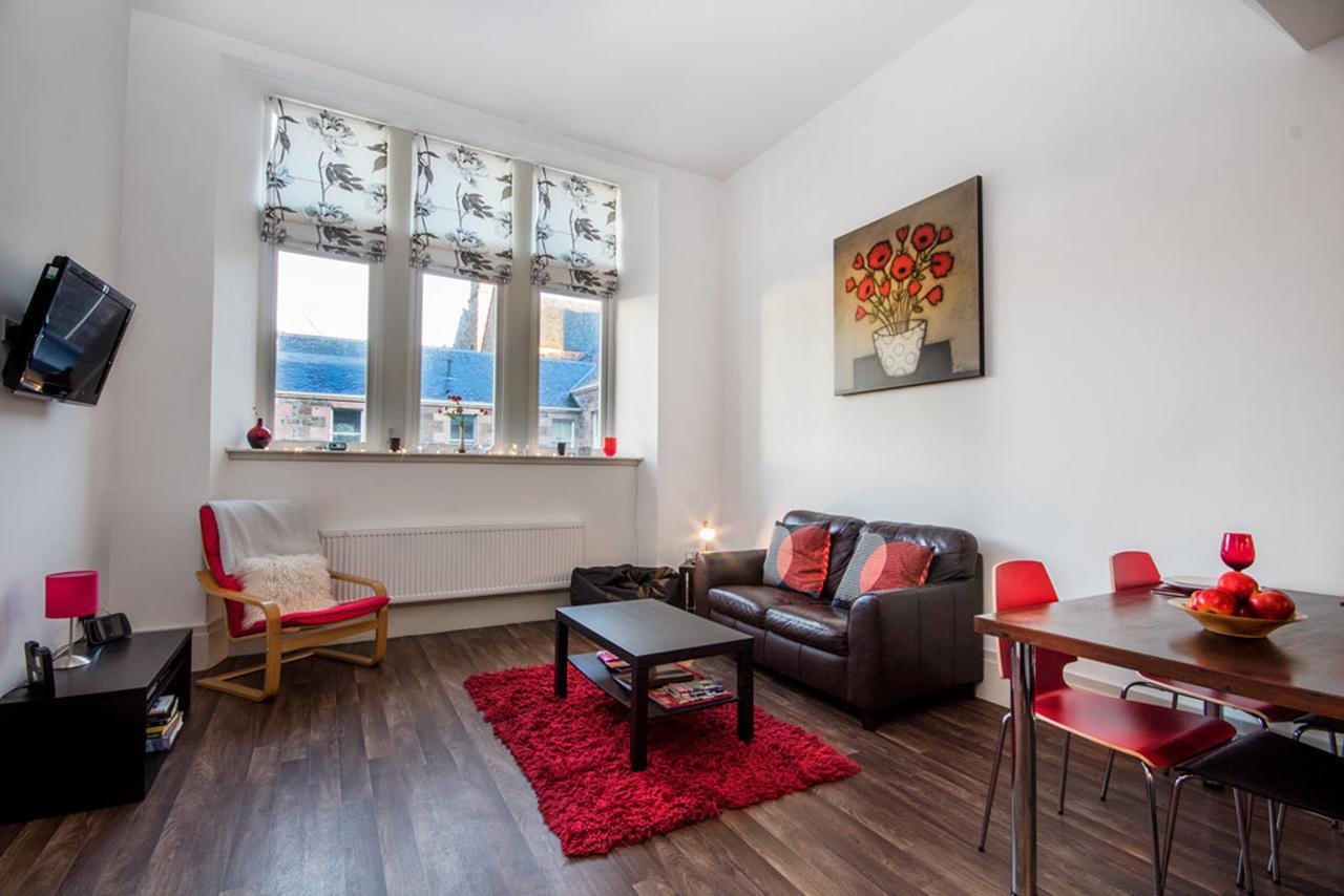 The West Wing Apartments Inverness Extérieur photo
