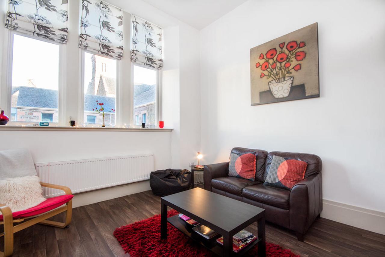 The West Wing Apartments Inverness Extérieur photo