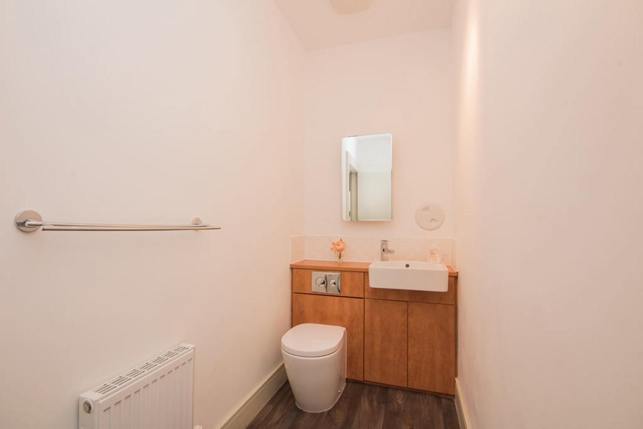 The West Wing Apartments Inverness Extérieur photo